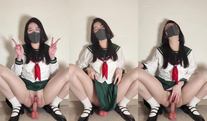 【超极品 ️可爱少女】抖音网红反差母狗『奶咪Naimi』最新四月新作 戈薇学生服 ️小红帽塞肛裸舞